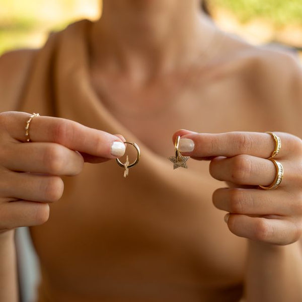 beautiful earrings Aamaya